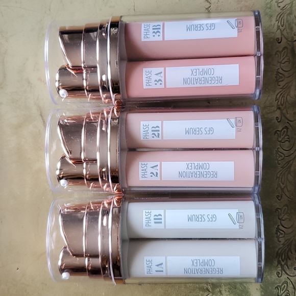 NEW R45 BeautyBio The REVERSAL - Picture 2 of 2